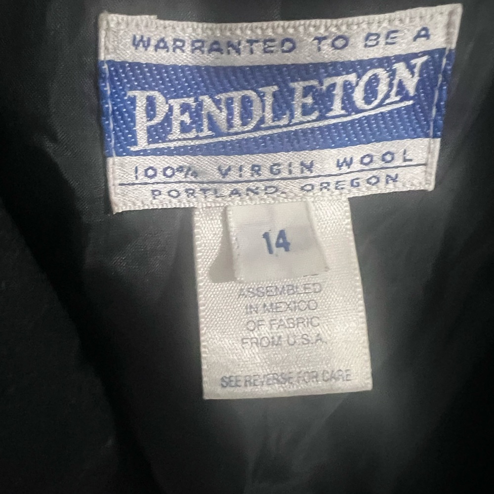 Vintage Pendleton Classic Black Blazer. Size 14 - Picture 2 of 6